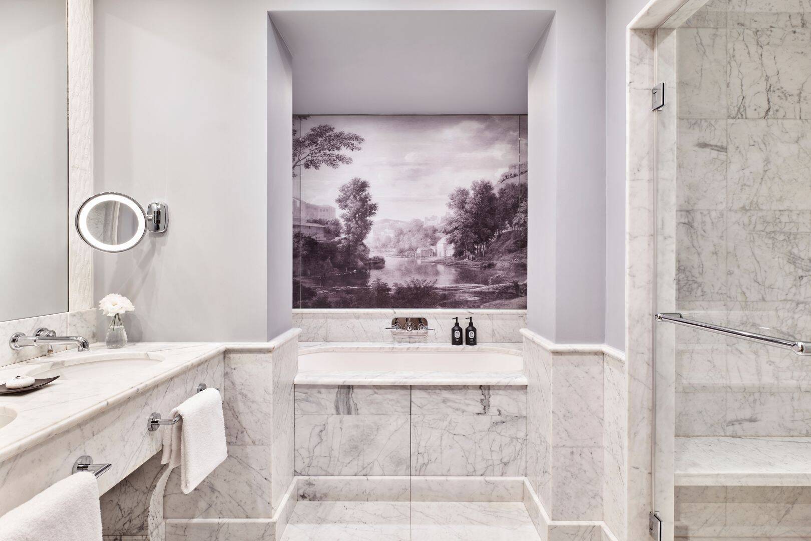 Prestige Champs Elysées Suite