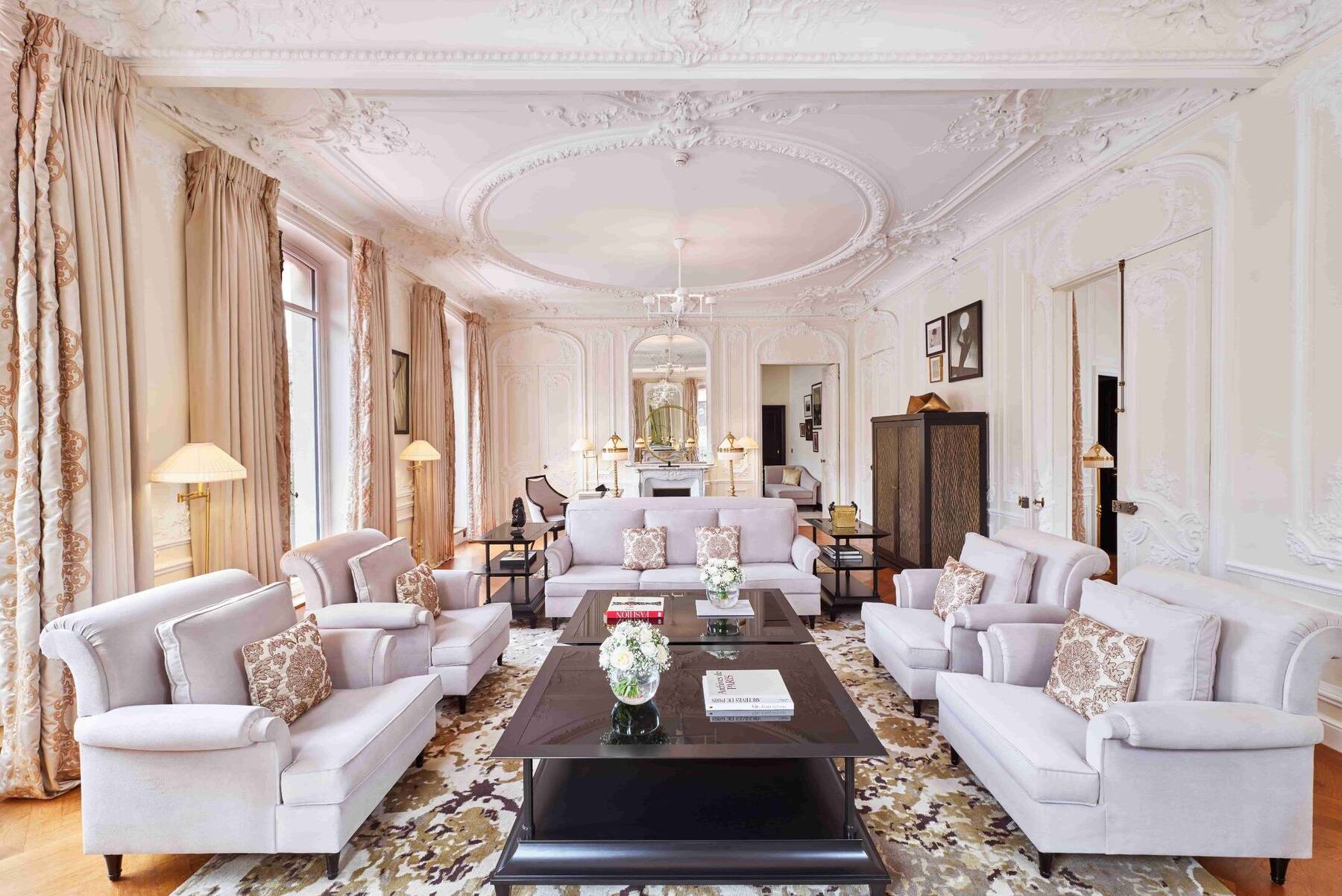 George V Signature Suite