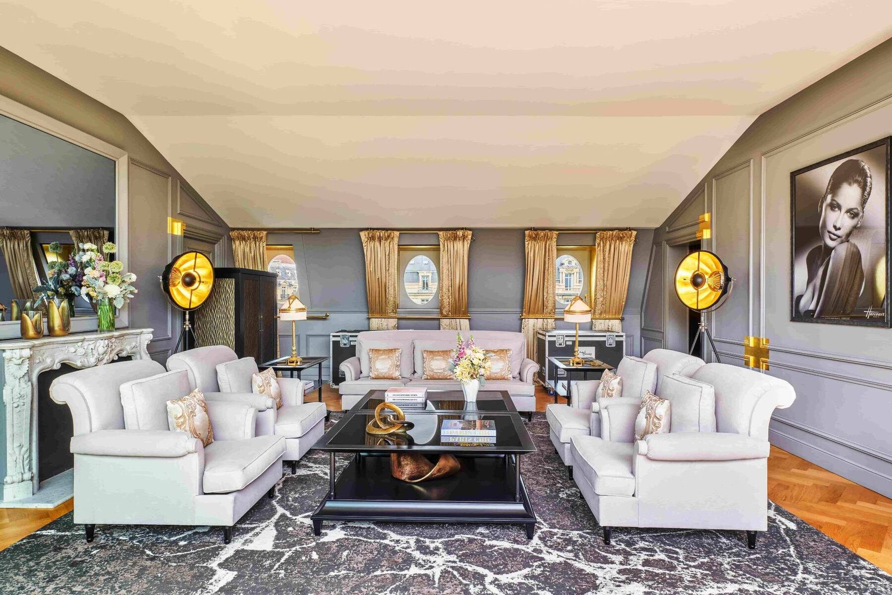 Harcourt Paris Suite