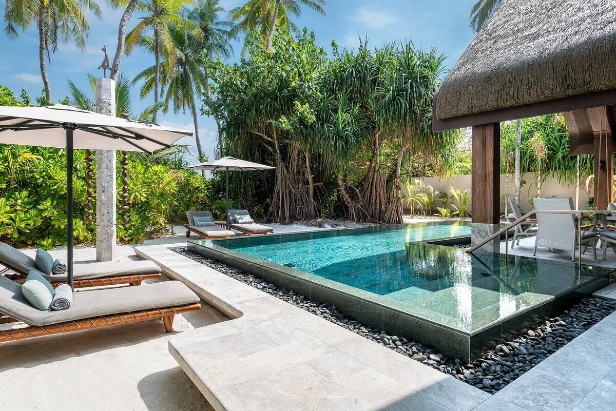 BEACH POOL VILLA