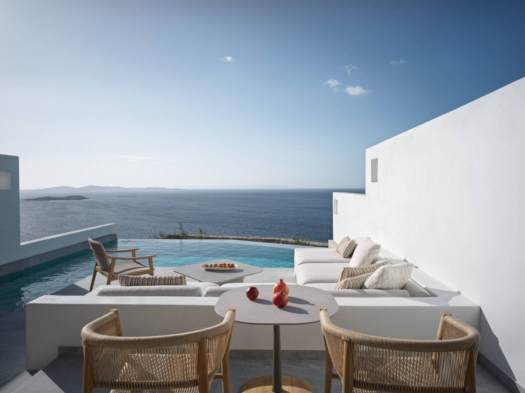 ALPHA ONE BEDROOM RESIDENCE WITH PRIVATE POOL