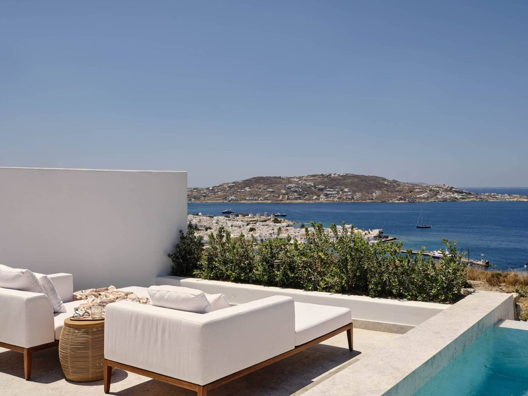 OMICRON TWO BEDROOM RESIDENCE WITH PRIVATE POOL