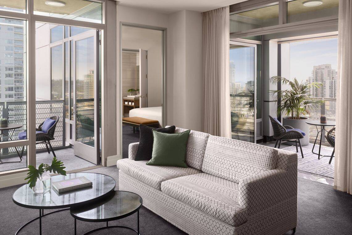 ONE BEDROOM SUITE HARBOR