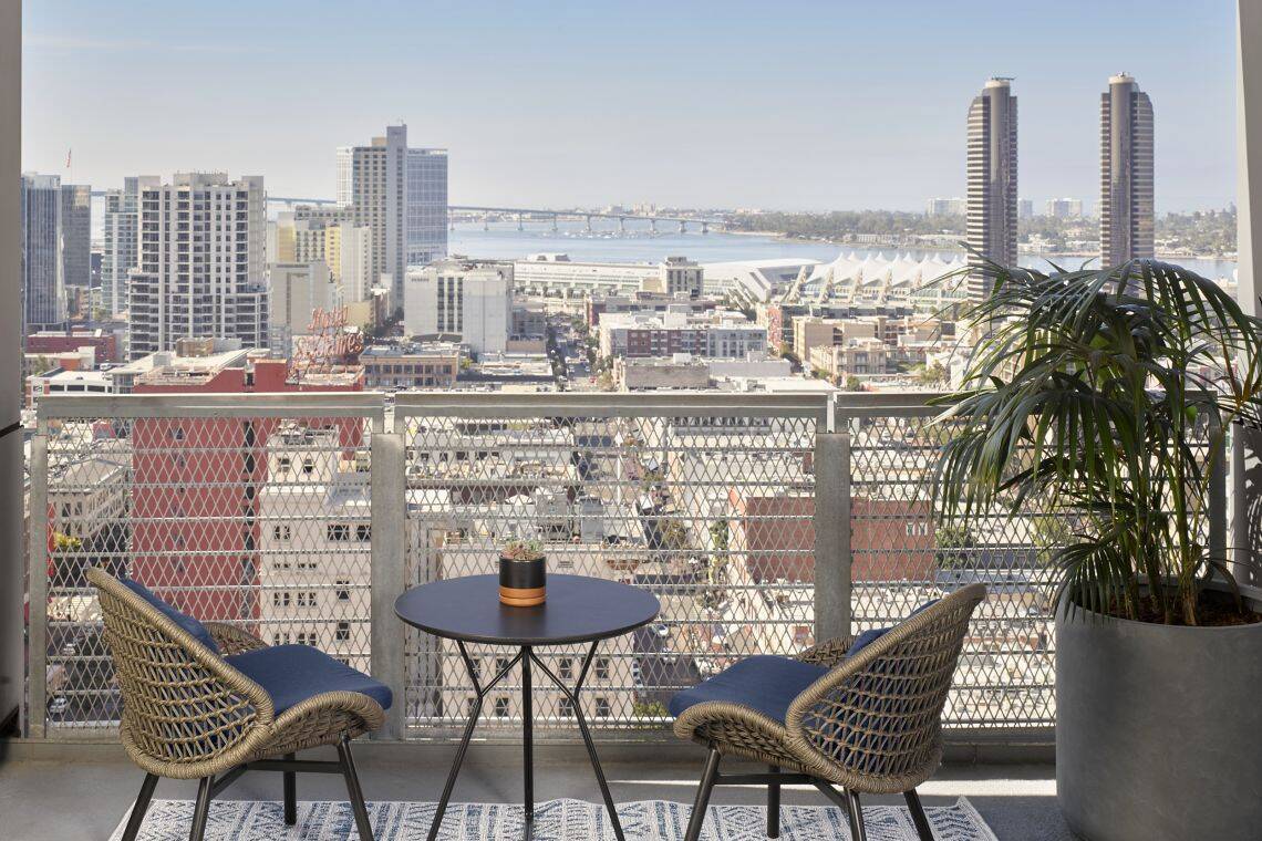 CORONADO PENTHOUSE LOFT
