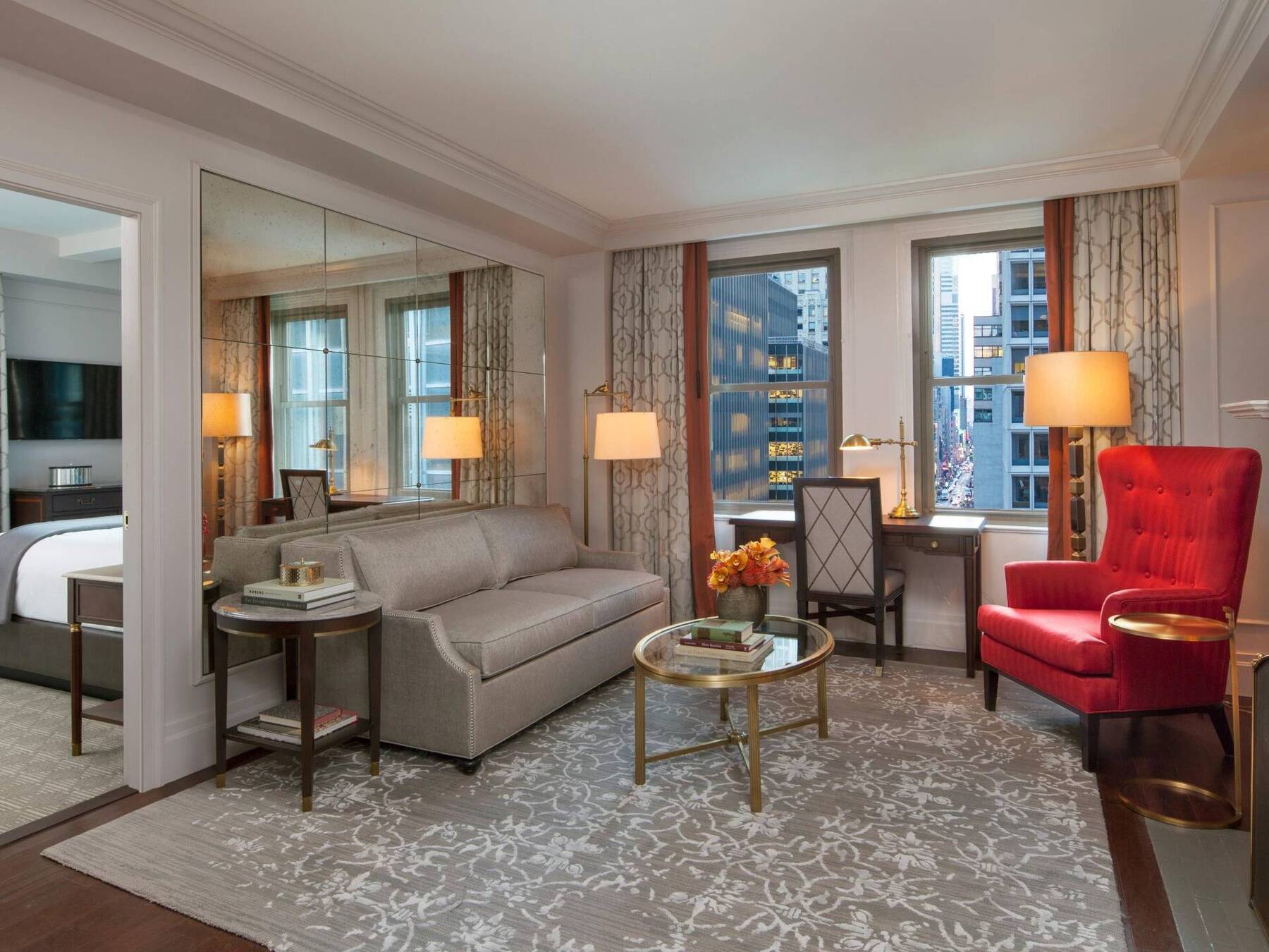 CLASSIC SUITE TWO DOUBLE