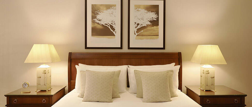 FAIRMONT ROOM WITH QUEEN BED