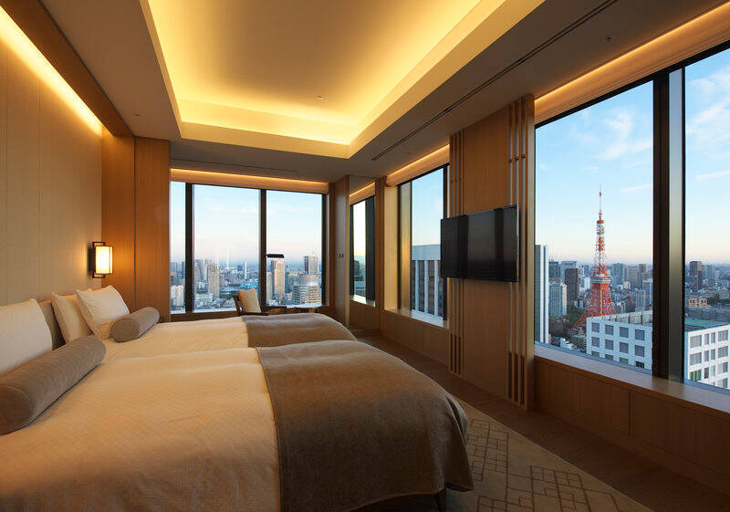 CLUB KING SUITE