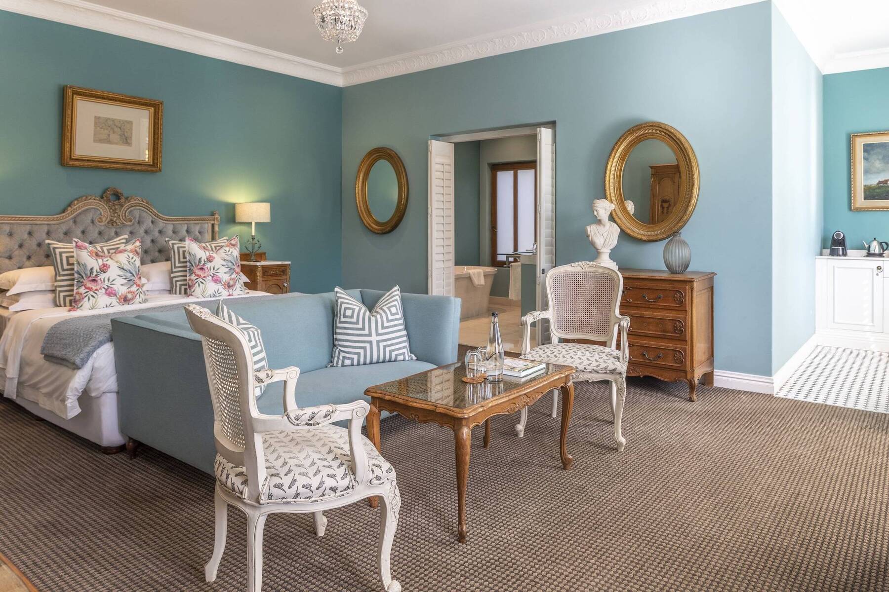 Grand Chateau Standard Suites