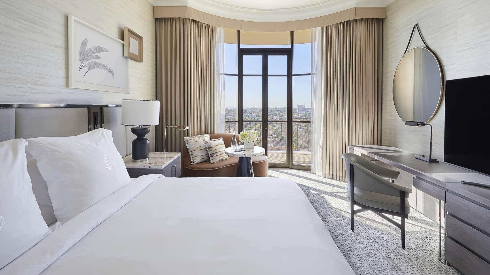 Signature Balcony Room