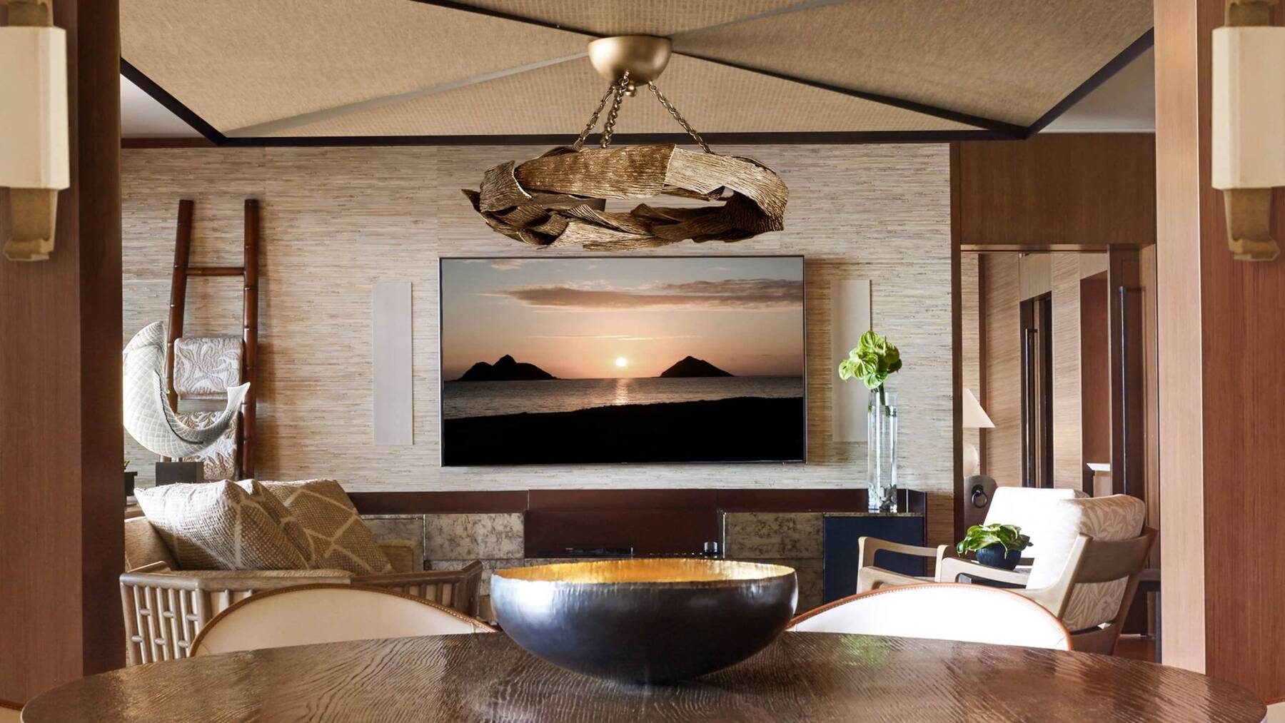 Hulopoe Presidential Suite