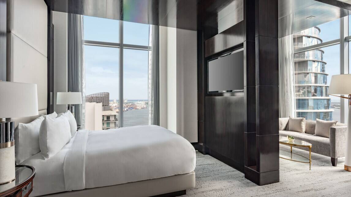 VICE PRESIDENTIAL SUITE