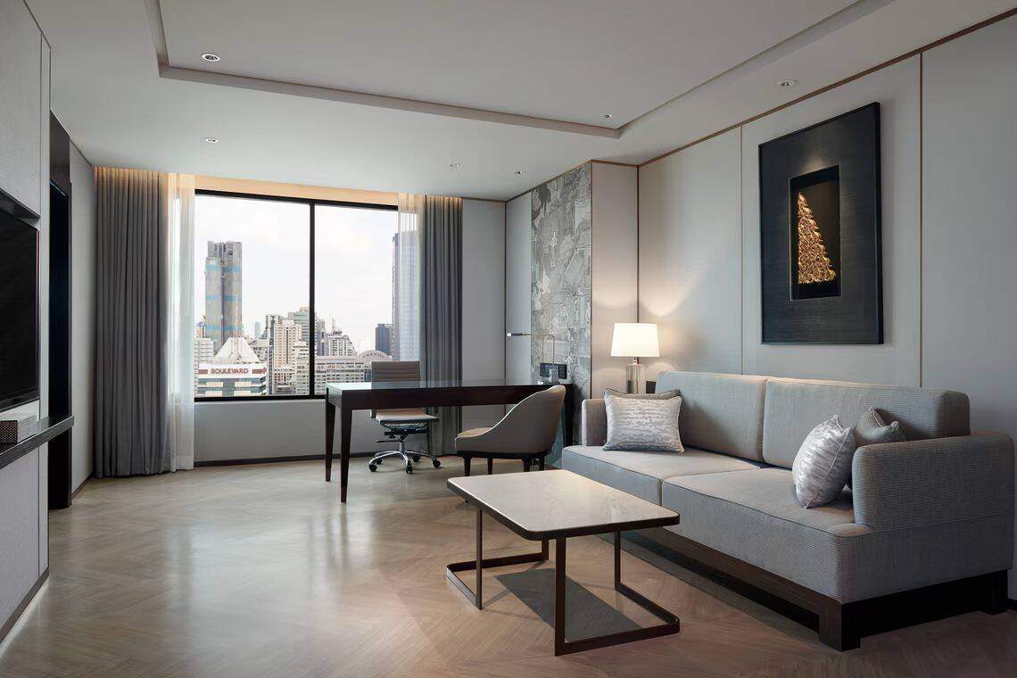 EXECUTIVE LOUNGE ACCESS TWO BEDROOM SUITE 