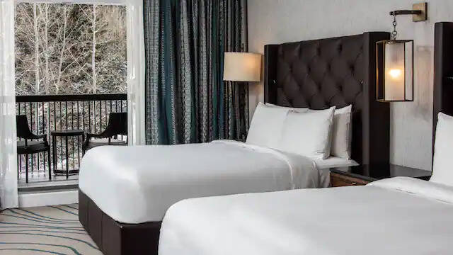 Deluxe Mountain View Two Queens