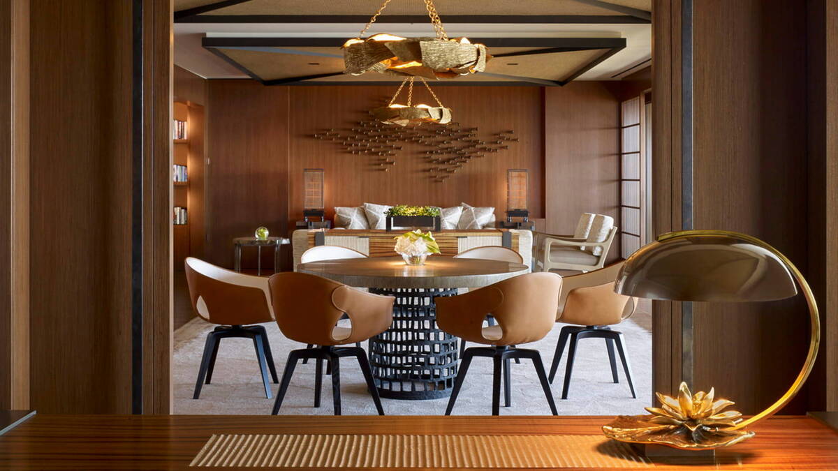 Alii Royal Suite