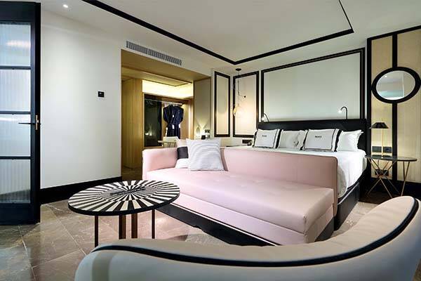 STUDIO SUITE JACUZZI TERRACE
