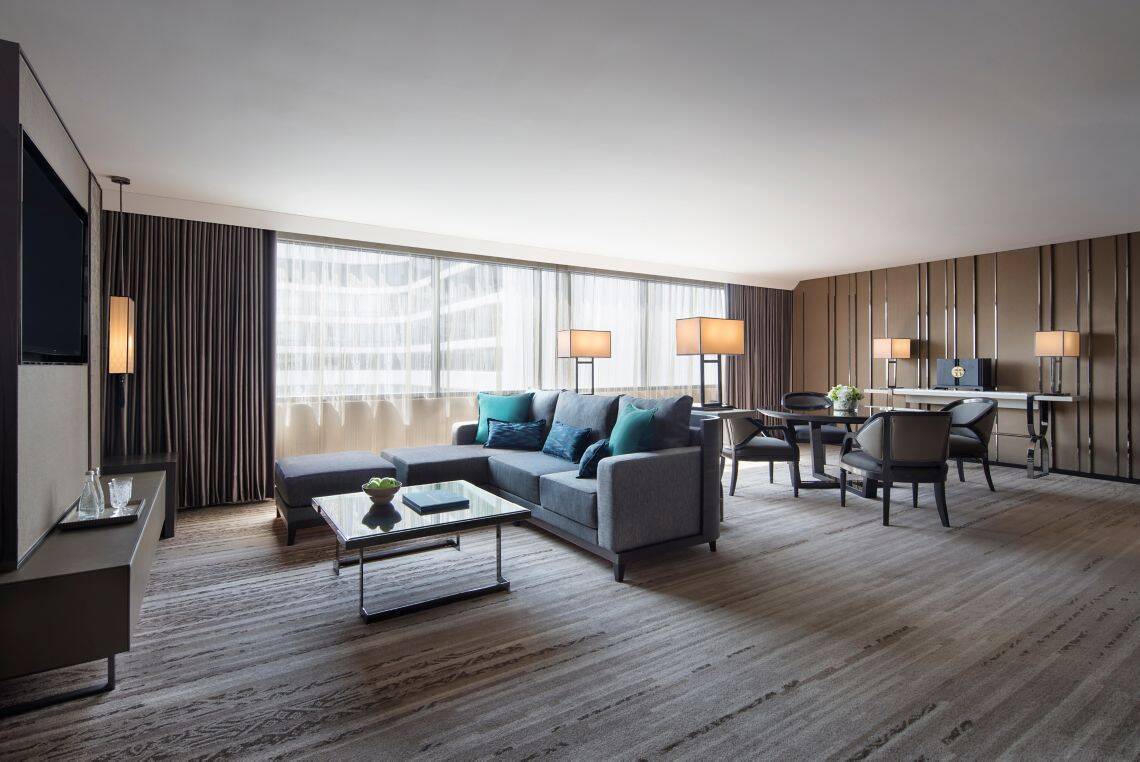 CLUB LOUNGE ACCESS GRAND MARQUIS SUITE