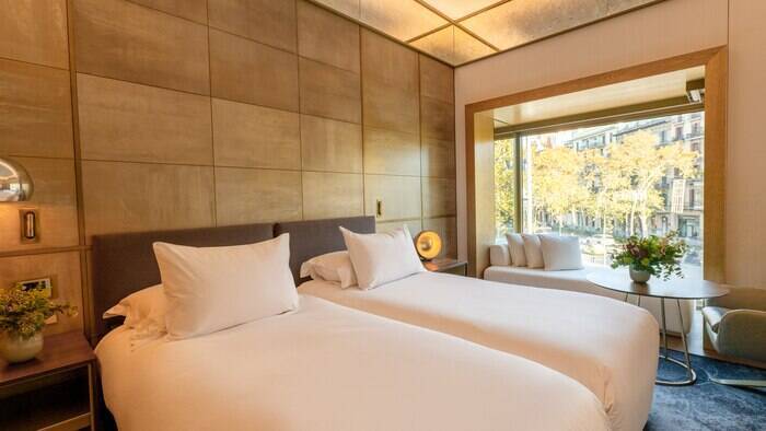 TWO BEDROOM ALMANAC SUITE