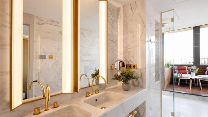 TERRACE SUITE
