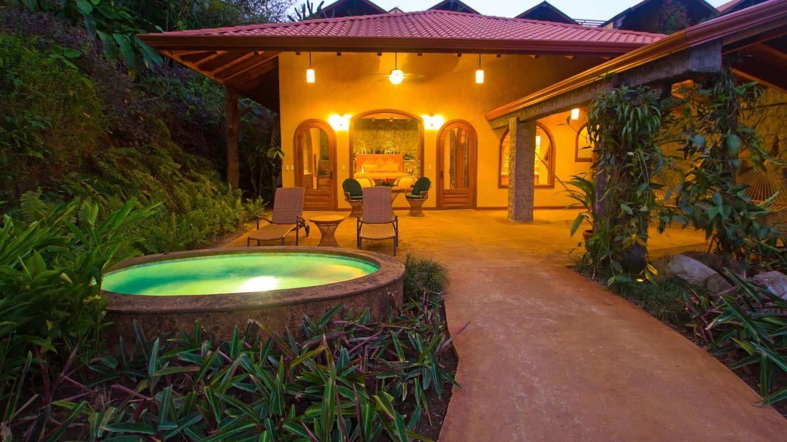 PALM BUNGALOW