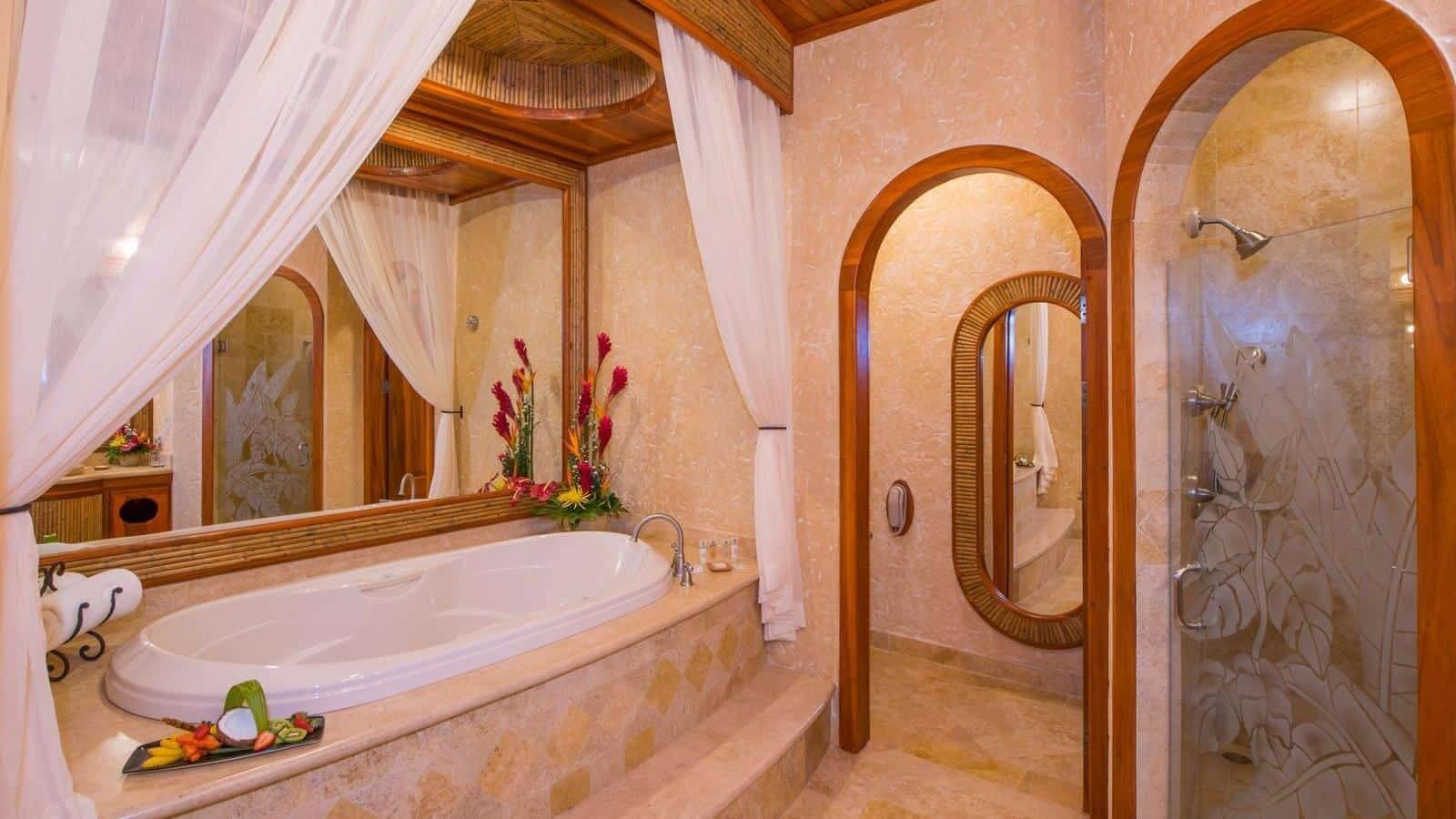 VISTA GRANDE KING ROOM