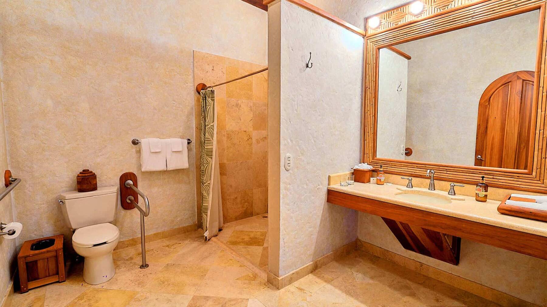 TWO BEDROOM ARACARI SUITE