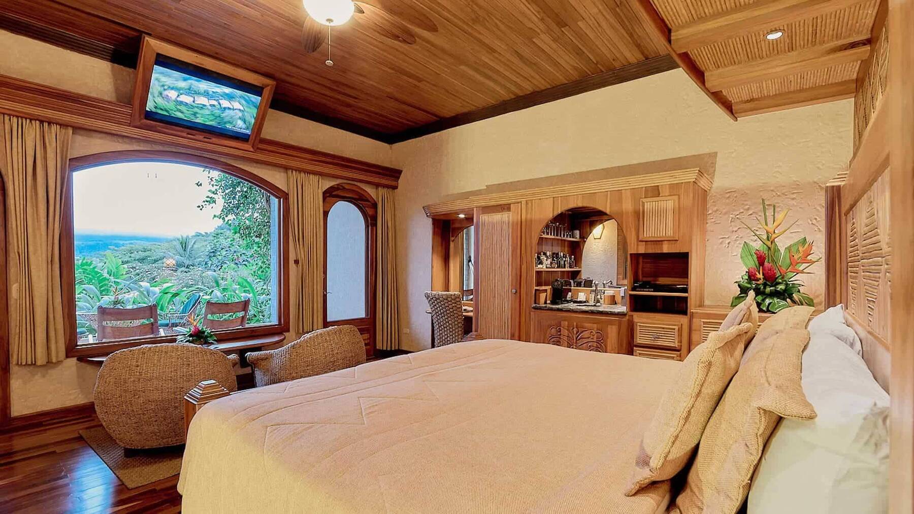 VISTA GUEST ROOM 