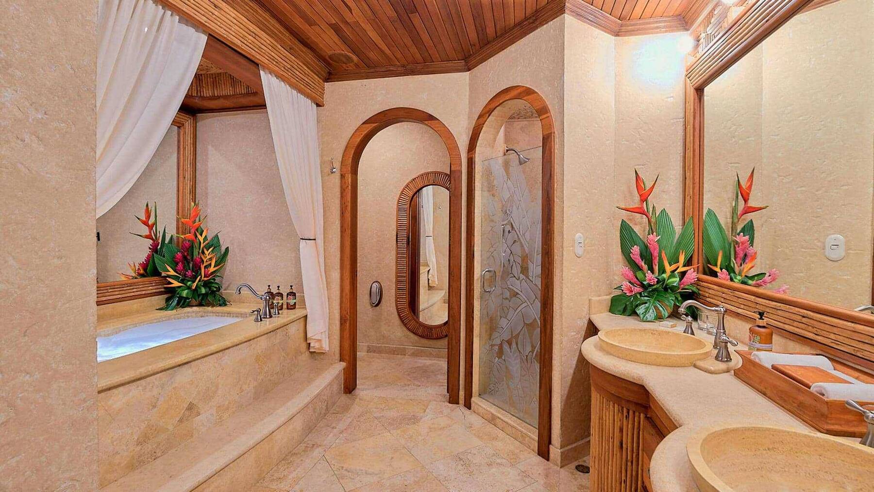 TWO BEDROOM OROPENDOLA SUITE
