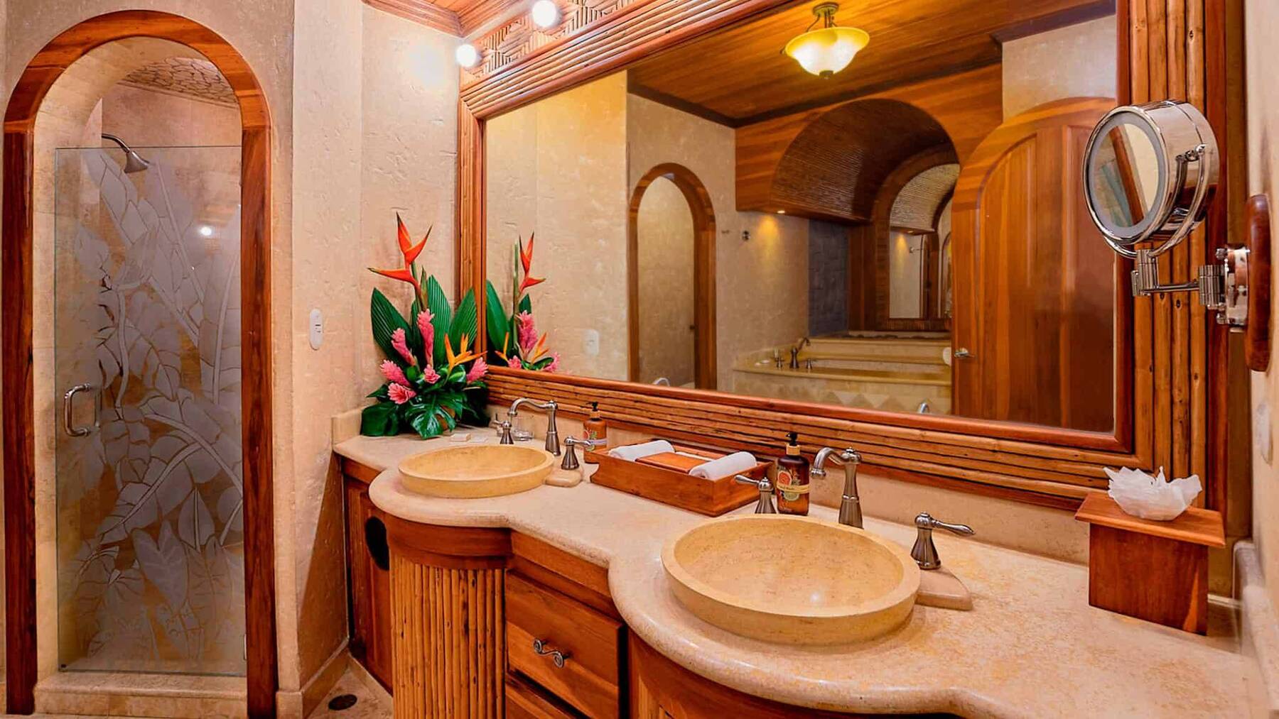 THREE BEDROOM SPRINGS SUITE