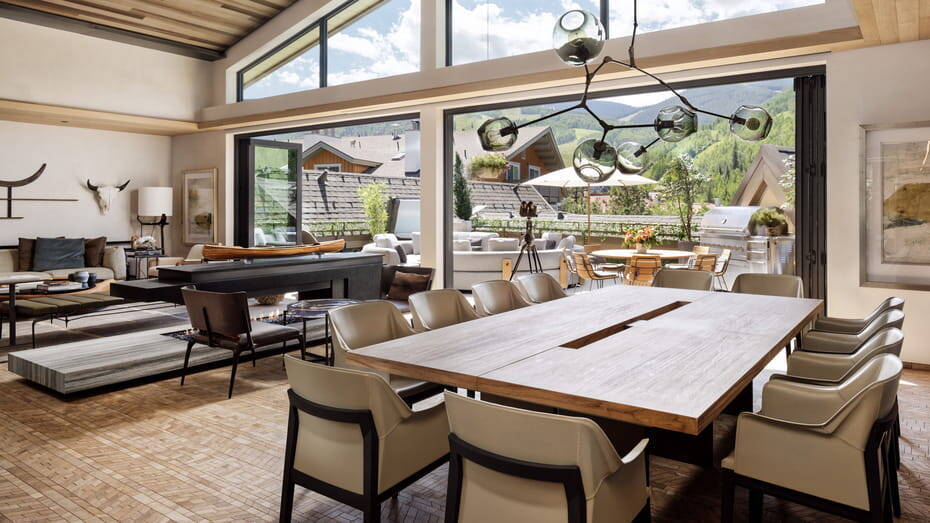 Windows Six Bedroom Residence 