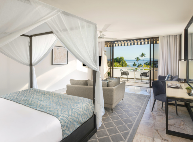 KING PREMIUM LAGOON OCEAN VIEW ROOM