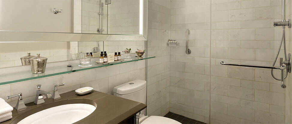 Deluxe Courtyard View Two Double