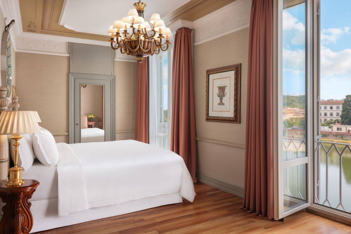 Premium Room King  Arno River View