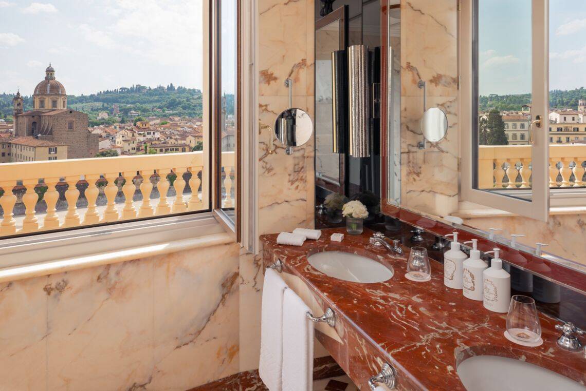 Penthouse Guest Room King