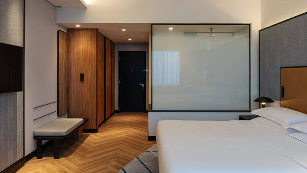 CLUB LOUNGE ACCESS KING ROOM