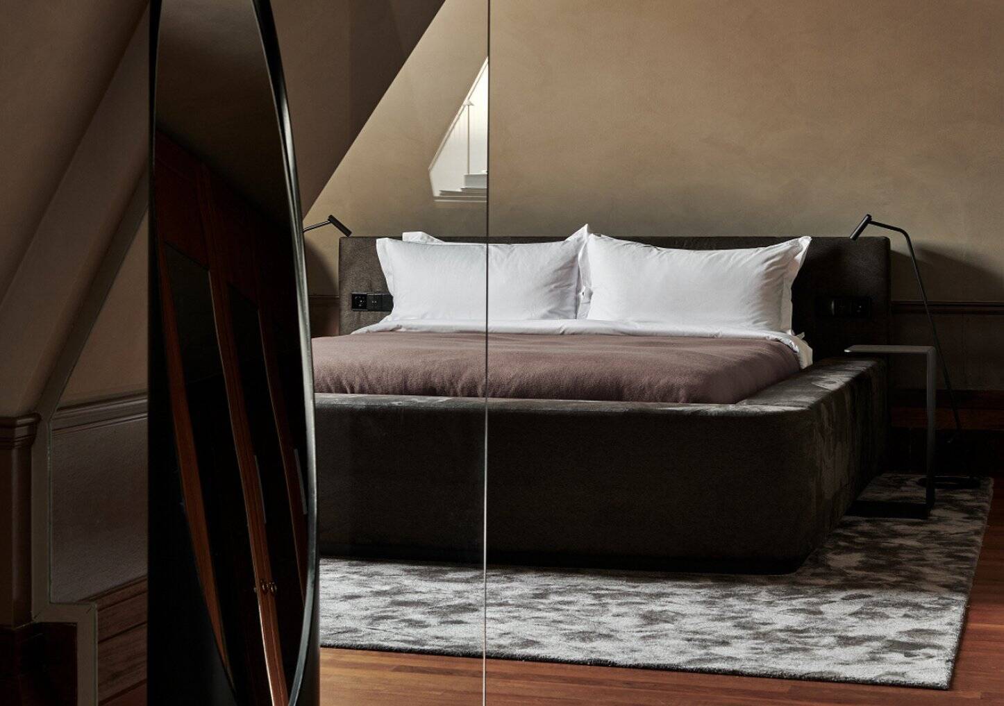 ONE-BEDROOM PRESTIGE APARTMENT 