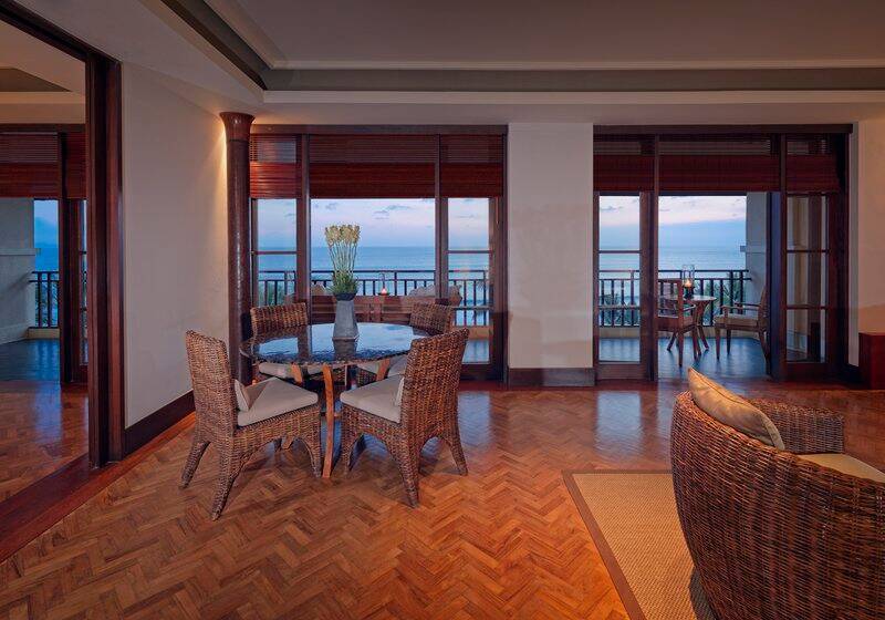 THE PETITENGET SUITE