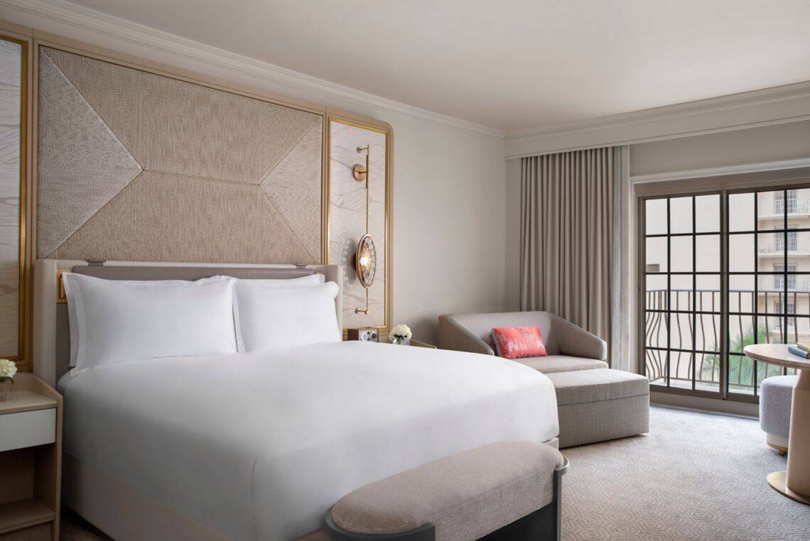 Coastal View Room King Balcony