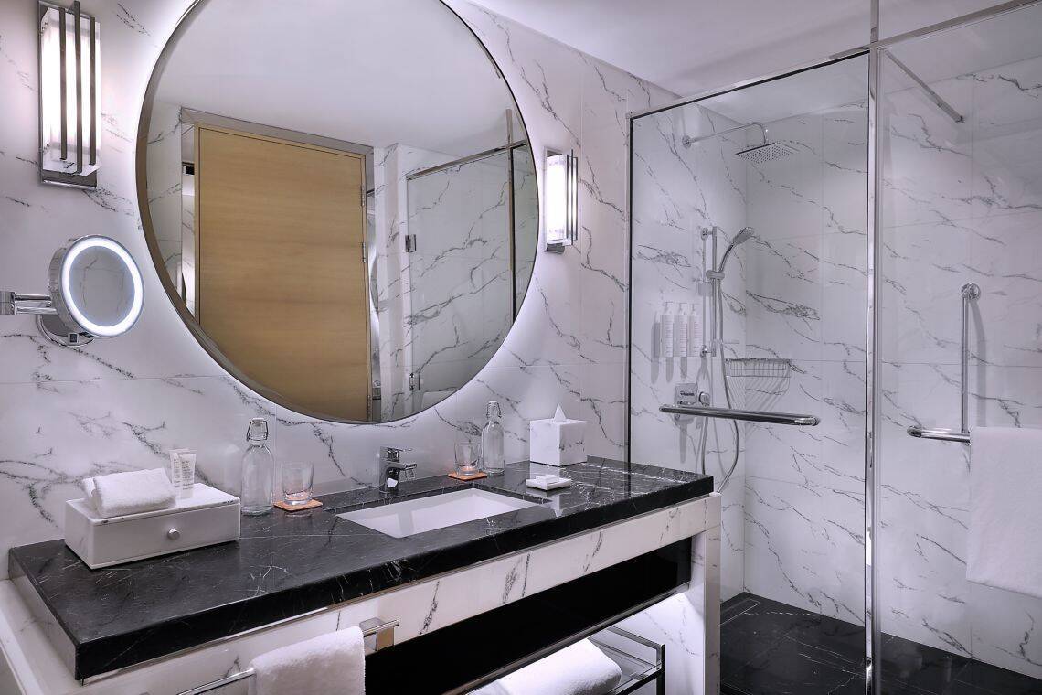 Grand Deluxe Two Double Partial Sea View