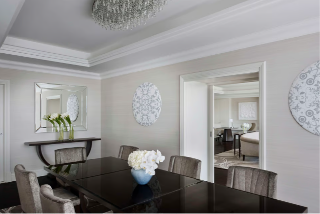 PRESIDENTIAL SUITE