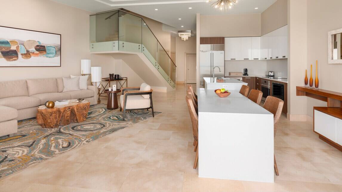 PENTHOUSE KING ROOM, OCEAN FRONT, BALCONY, JOBSON'S COVE