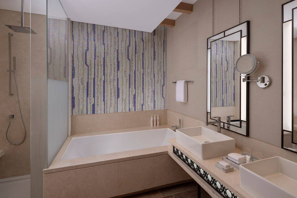 M Club Larger Guest Room King