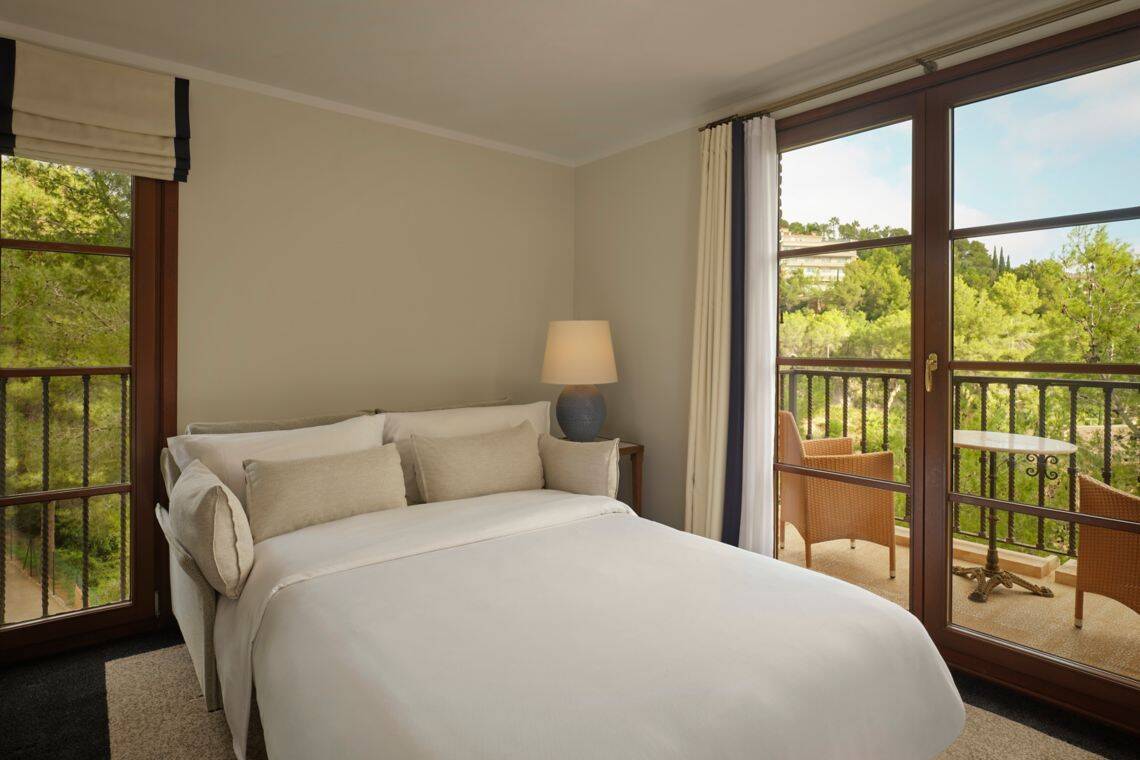 Deluxe Two Bedroom Garden View Balcony 