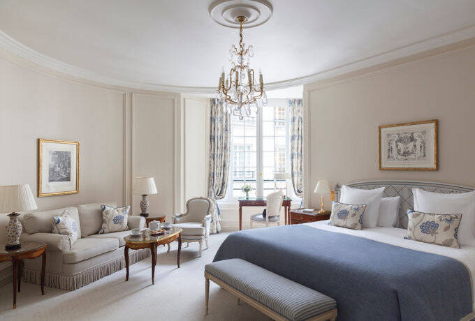 Junior Suite with Balcony 