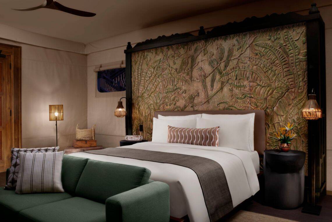 TREETOP TENT, TWO BEDROOM SUITE (ONE KING, TWO QUEEN)