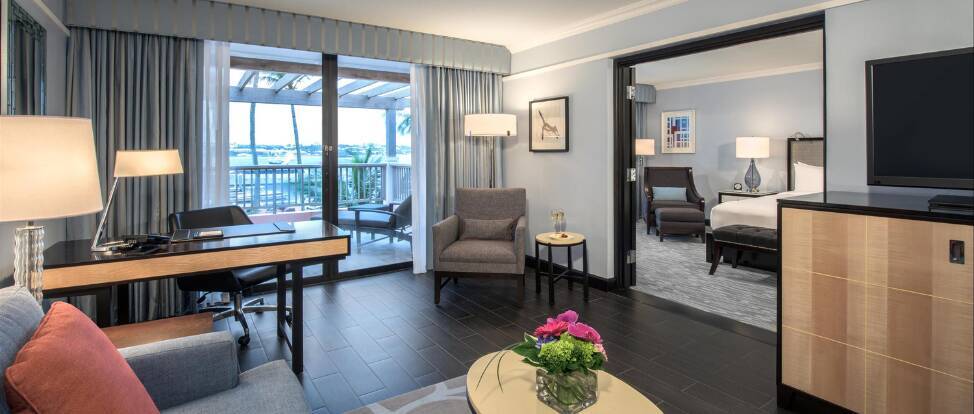 ONE BEDROOM HARBORVIEW SUITE Two Doubles