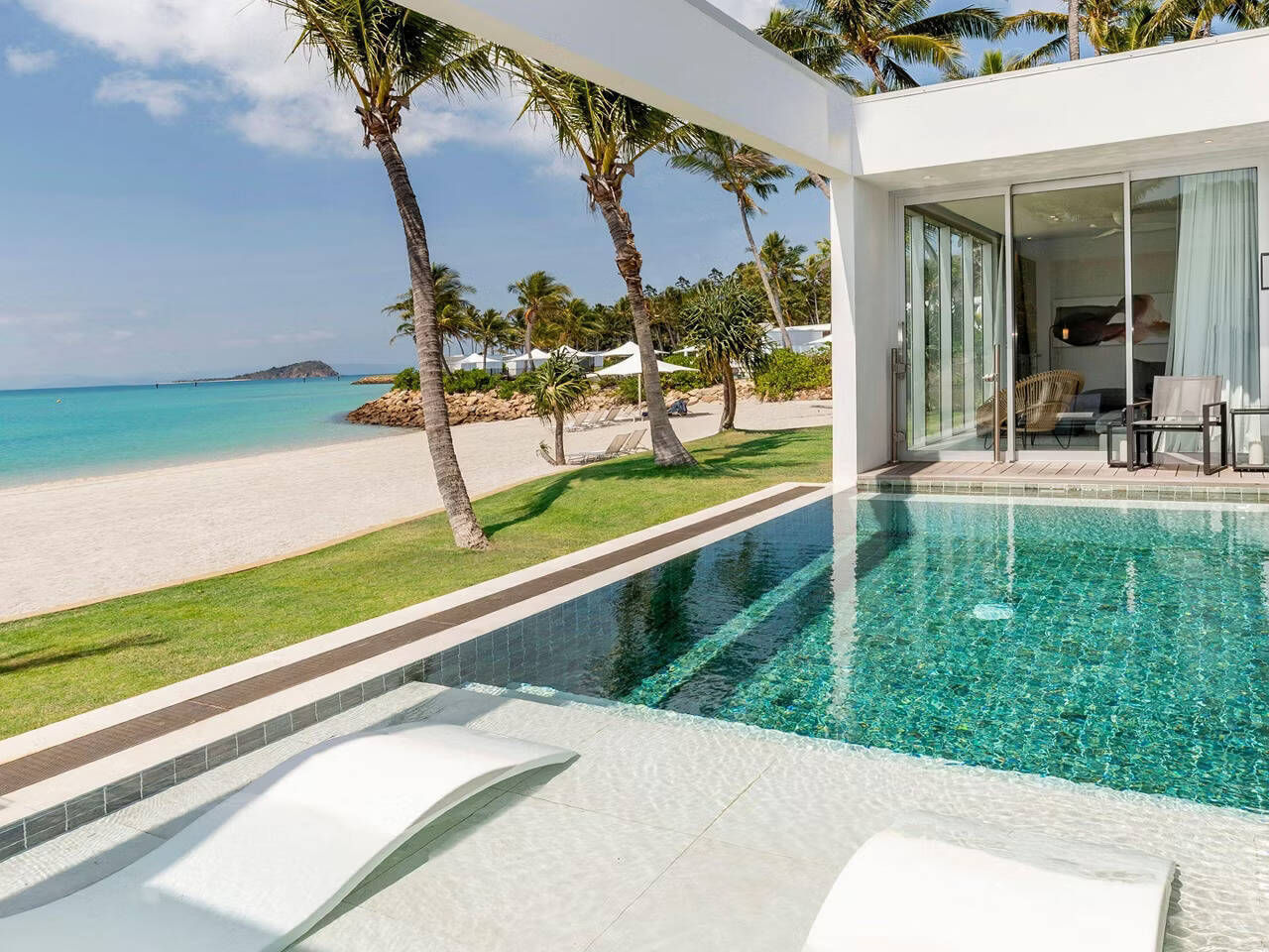 THREE BEDROOM HAYMAN BEACH HOUSE 