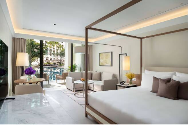 CABANA ROOM POOL ACCESS WITH CLUB BENEFITS