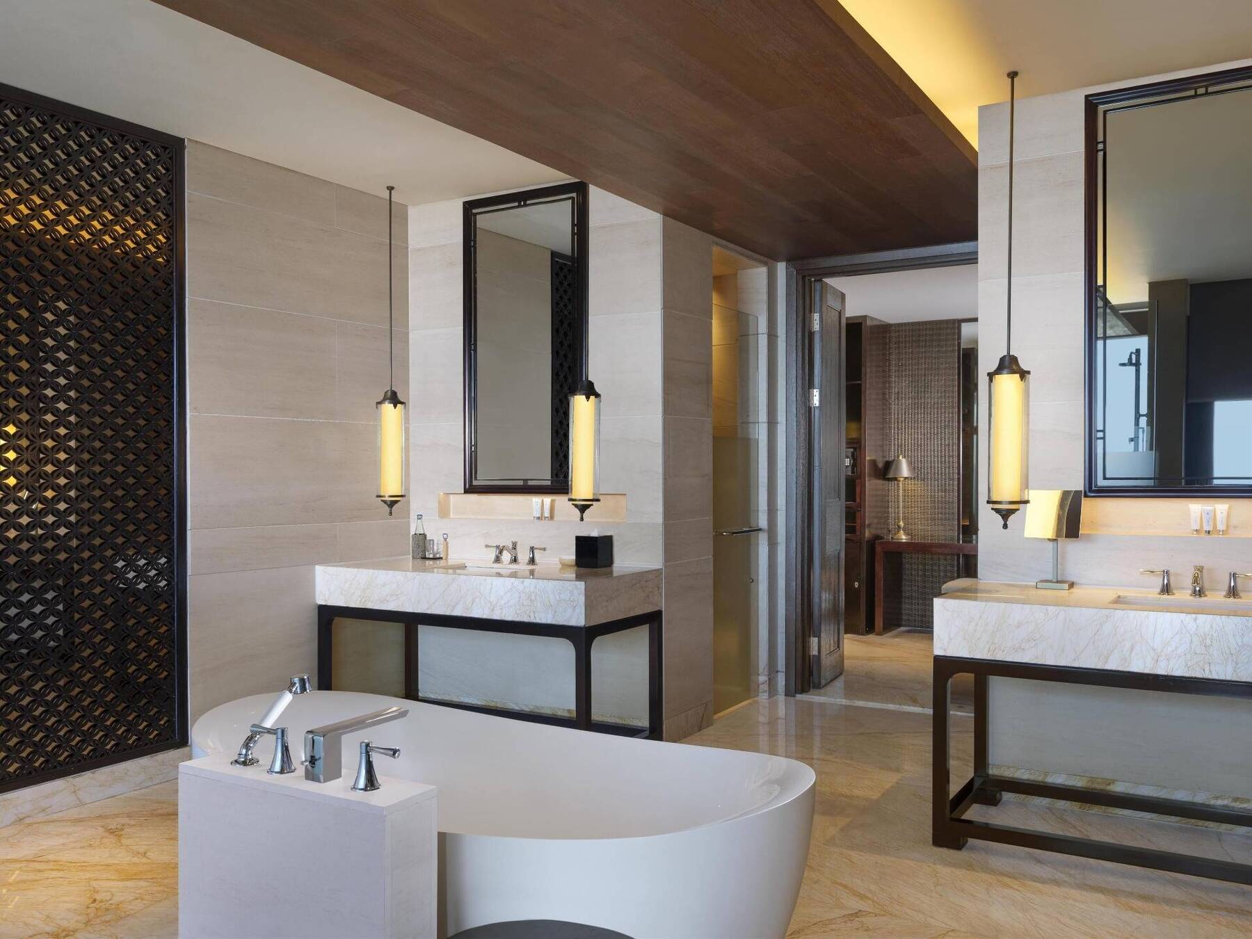 THE APURVA PRESTIGE OCEAN SUITE