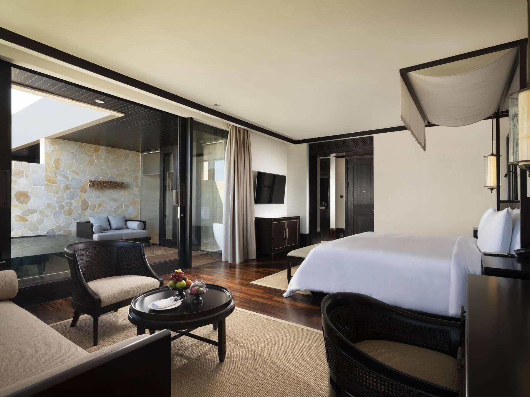 CLIFF PRIVATE POOL JUNIOR SUITE