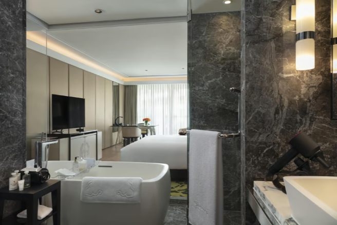 TERRACE SUITE
